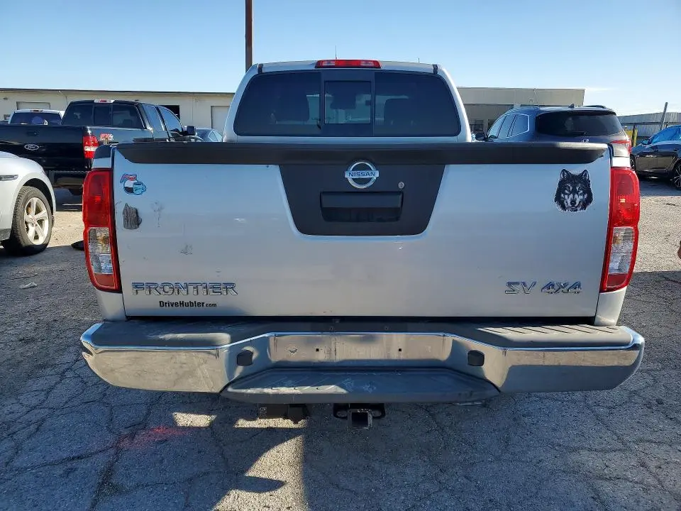 2015 NISSAN FRONTIER SV V6  