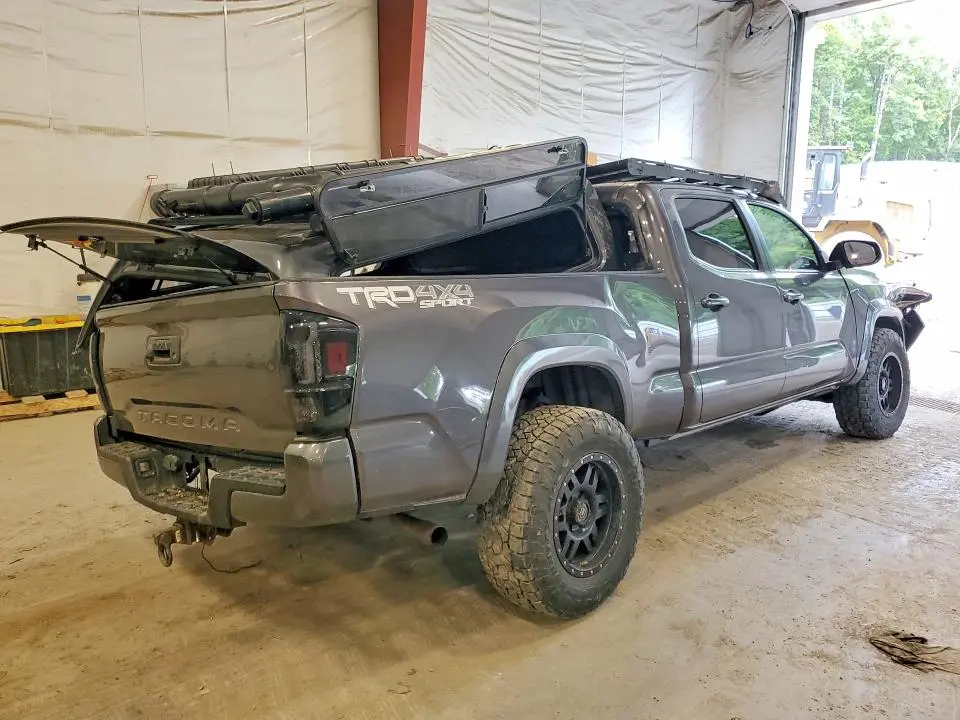 2017 TOYOTA TACOMA SR5 V6  