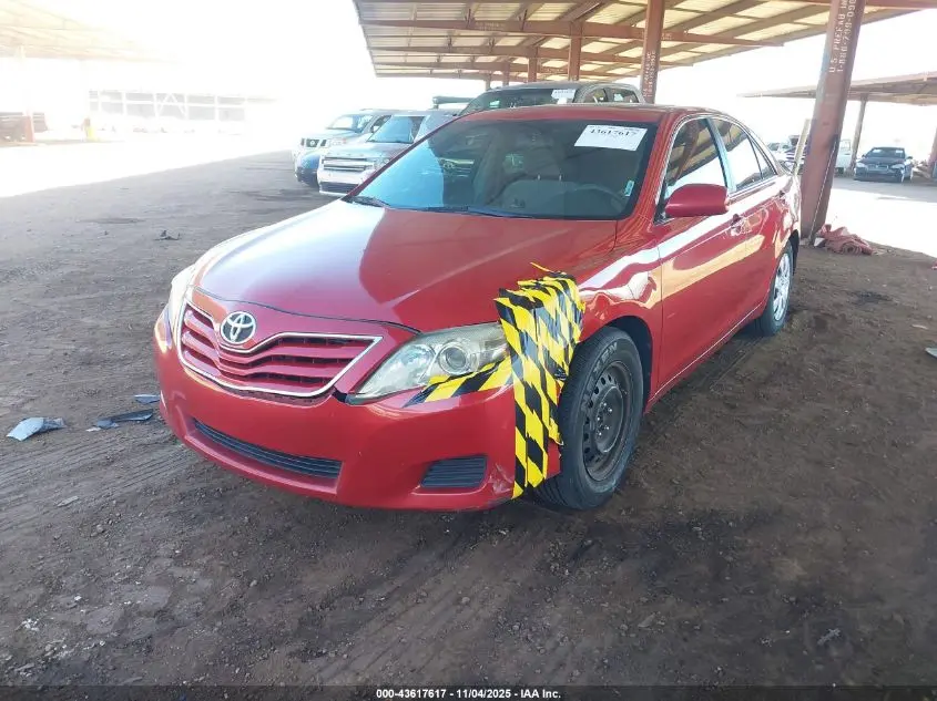 2011 TOYOTA CAMRY LE