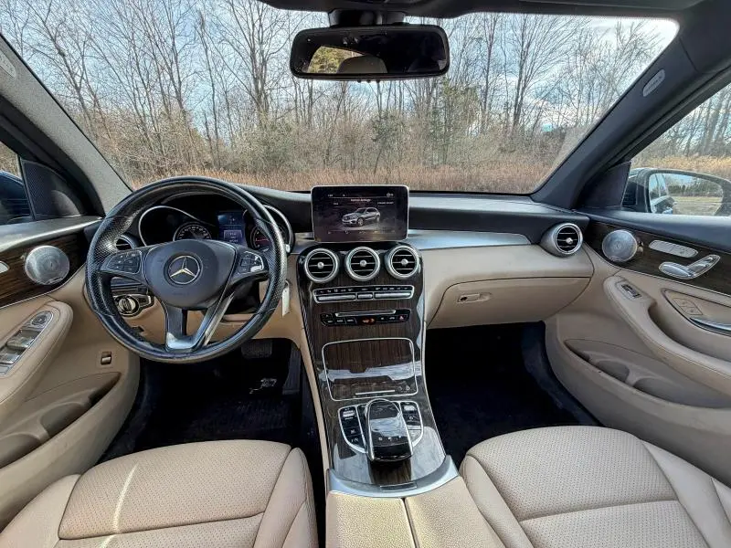 2017 MERCEDES-BENZ GLC 300 4MATIC  