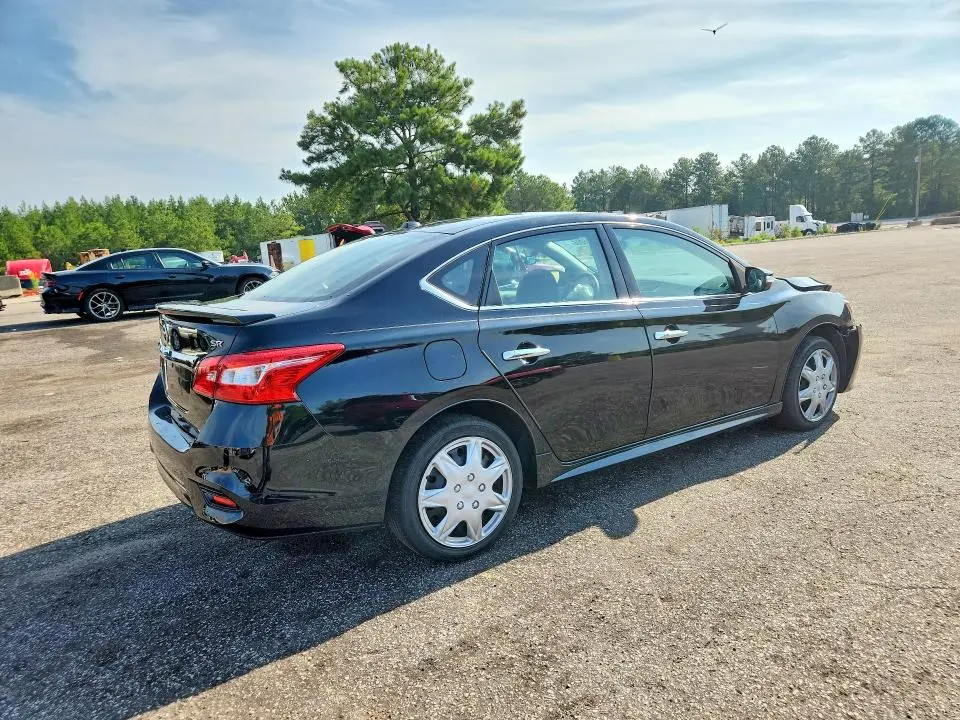 2019 NISSAN SENTRA SR  