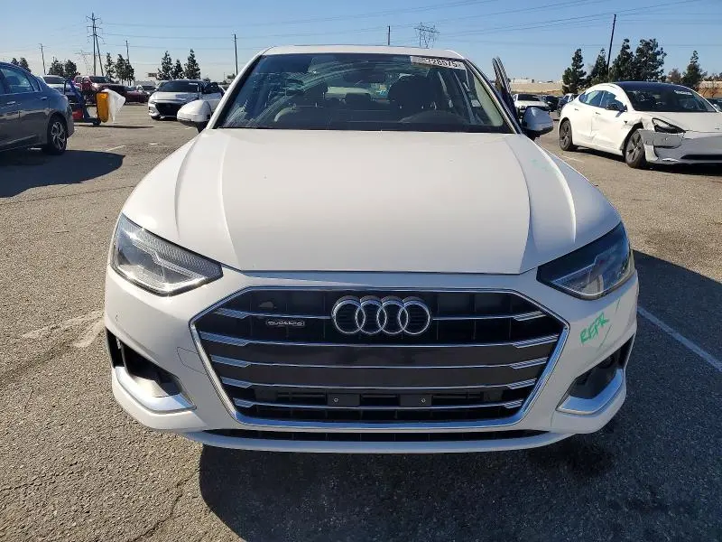 2022 AUDI A4 PREMIUM 40  