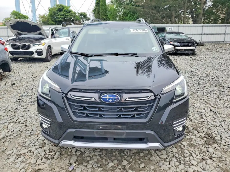 2022 SUBARU FORESTER TOURING  