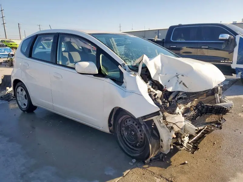 2013 HONDA FIT   