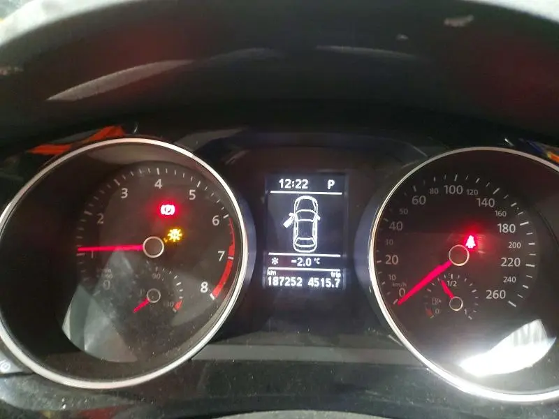 2017 VOLKSWAGEN JETTA SE  