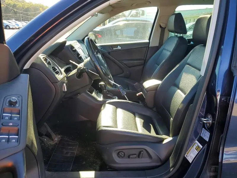 2016 VOLKSWAGEN TIGUAN S  