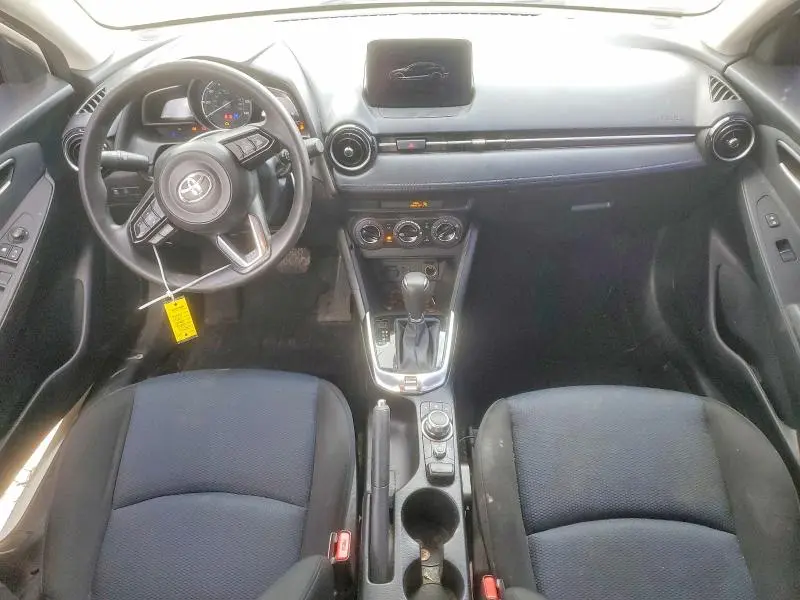 2019 TOYOTA YARIS LE  