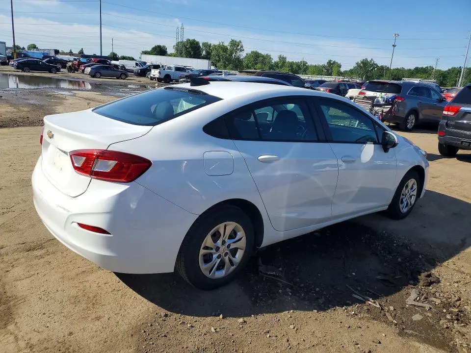 2019 CHEVROLET CRUZE LS  