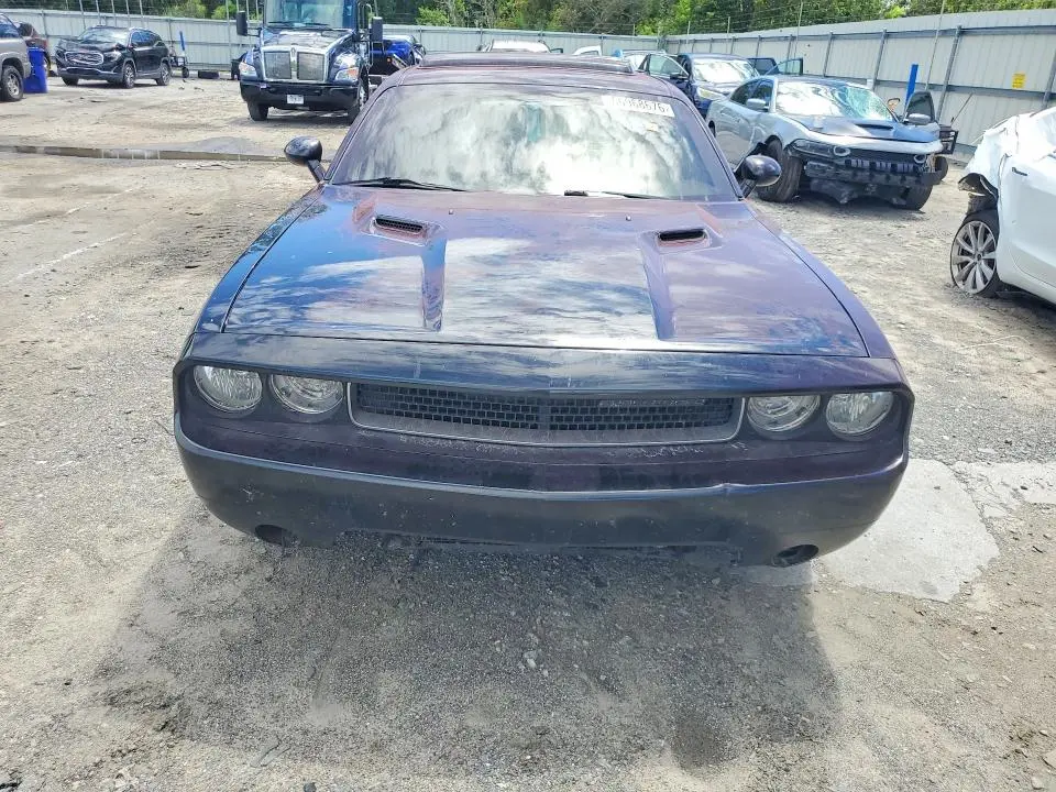 2014 DODGE CHALLENGER SXT  