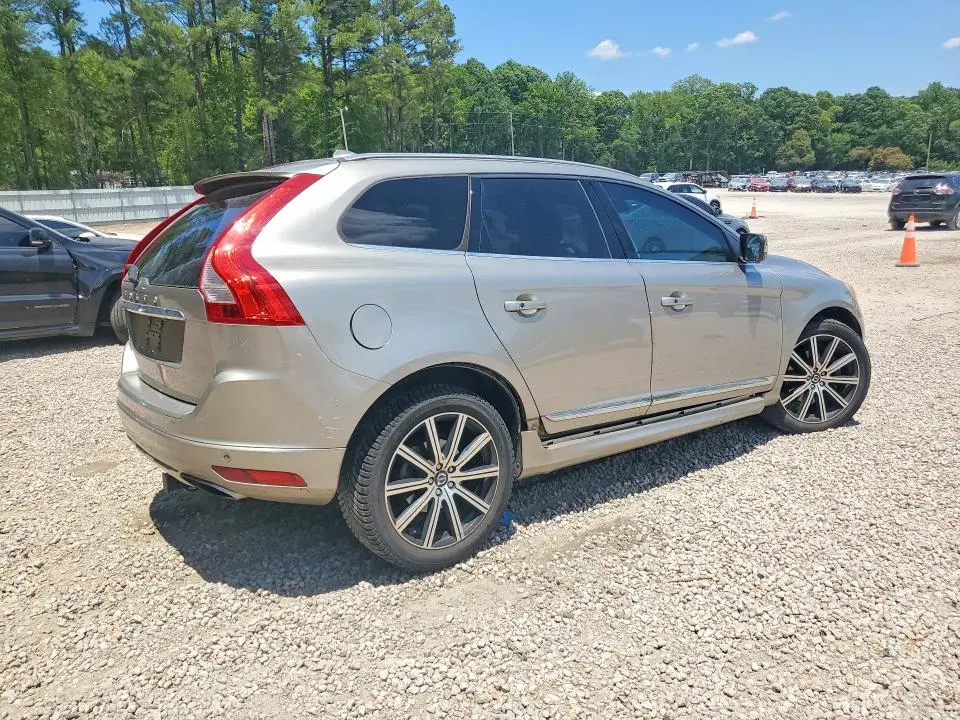 2014 VOLVO XC60 3.2  
