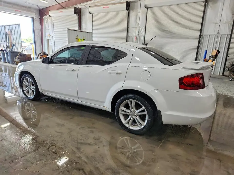 2012 DODGE AVENGER SXT  