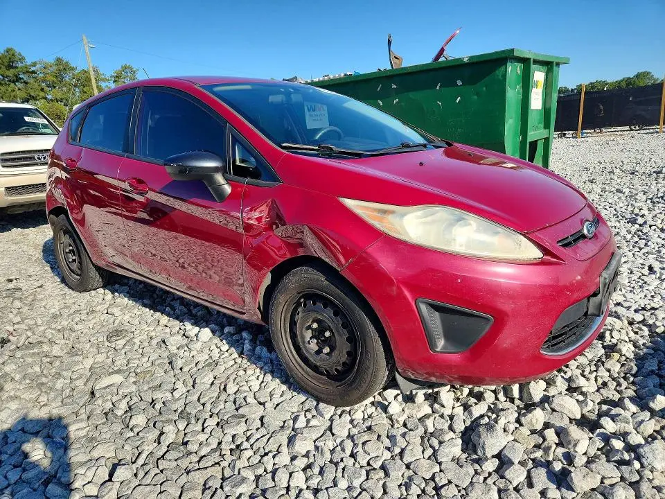 2011 FORD FIESTA SE  