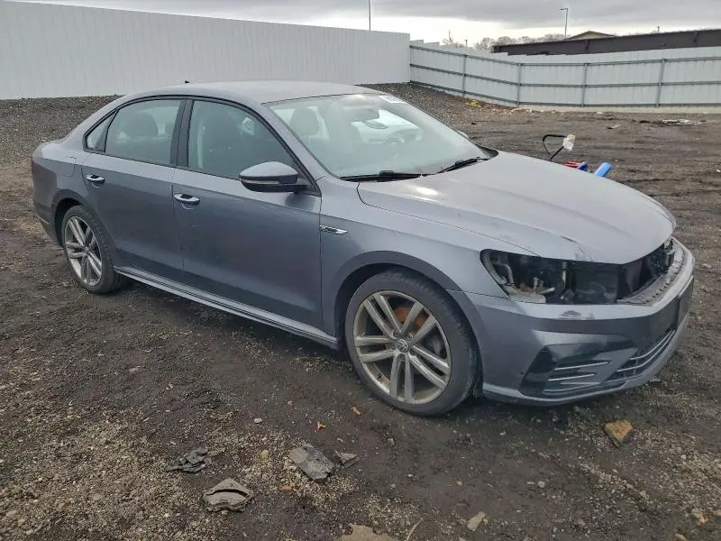2018 VOLKSWAGEN PASSAT S  