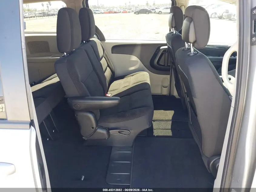 2018 DODGE GRAND CARAVAN SE
