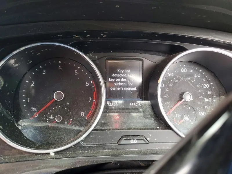 2019 VOLKSWAGEN TIGUAN SE  