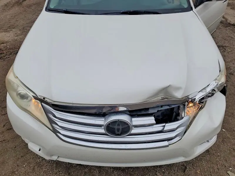 2011 TOYOTA AVALON BASE  