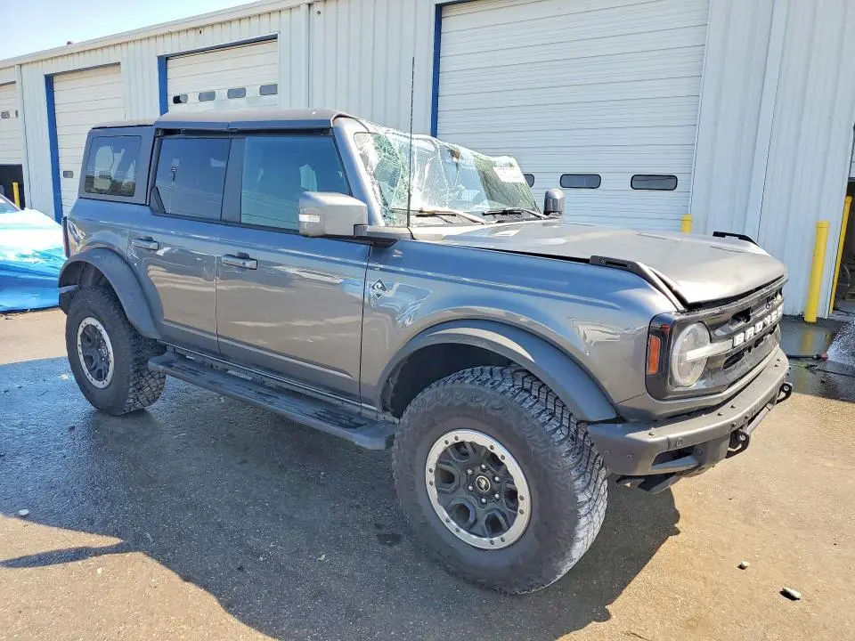 2022 FORD BRONCO BASE  