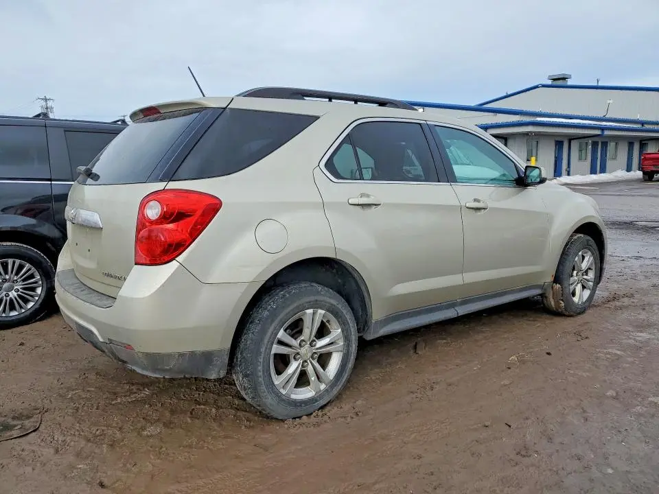 2015 CHEVROLET EQUINOX LT  