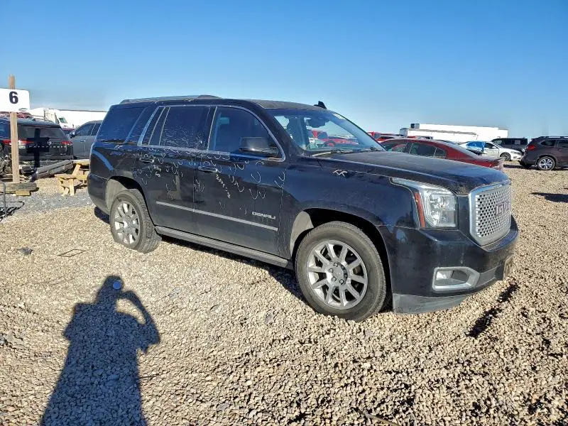 2017 GMC YUKON DENALI  