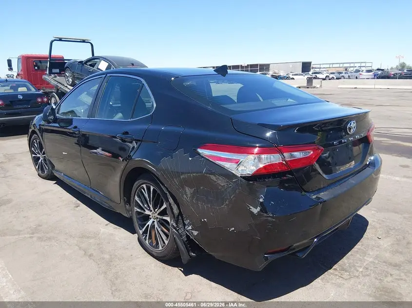 2020 TOYOTA CAMRY SE AWD