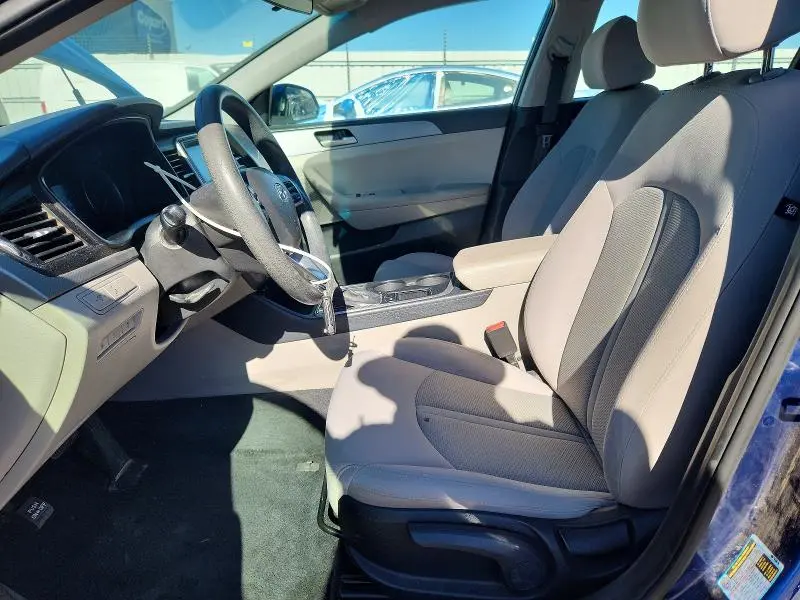 2019 HYUNDAI SONATA SE  