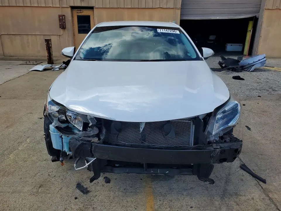 2016 TOYOTA AVALON XLE  