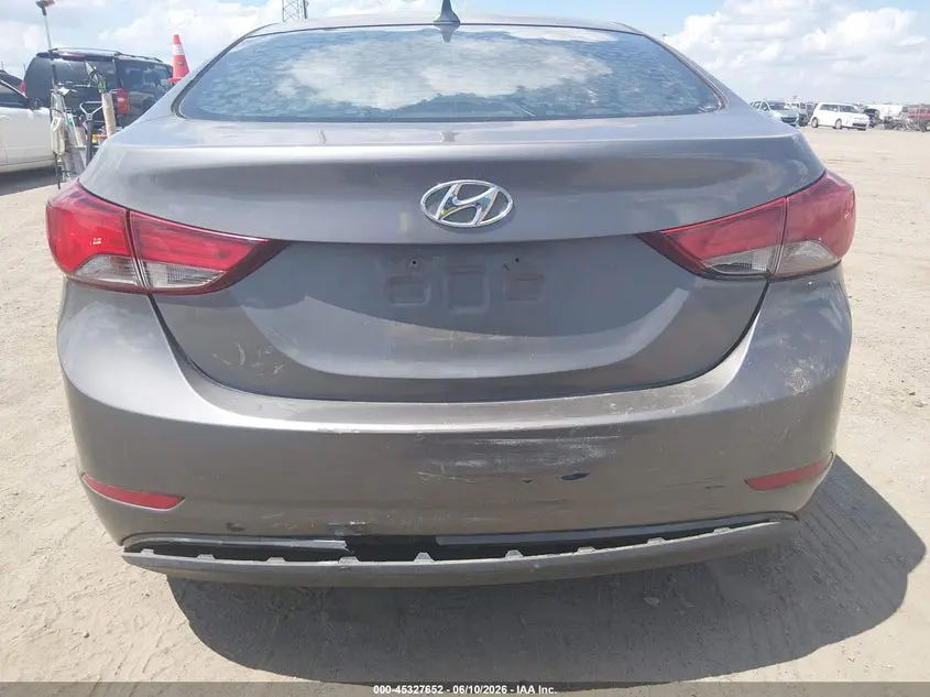 2014 HYUNDAI ELANTRA SE