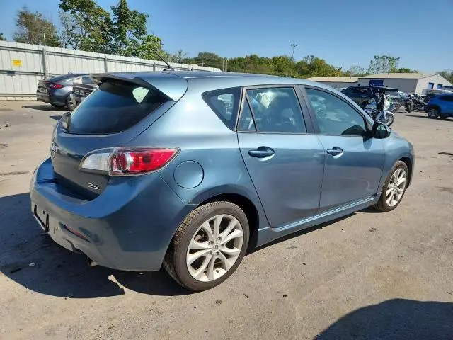 2011 MAZDA 3 S  
