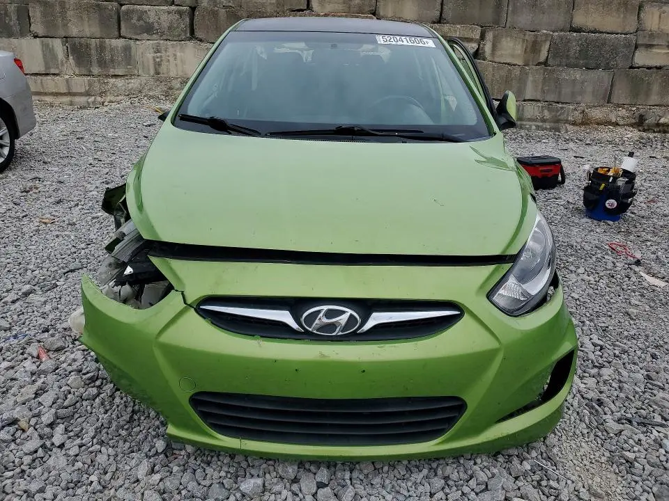 2012 HYUNDAI ACCENT GS  