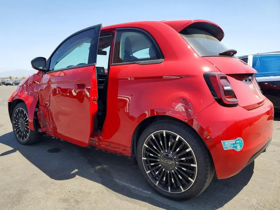 2024 FIAT 500 E RED  