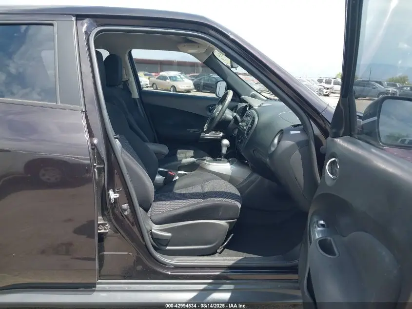 2016 NISSAN JUKE S