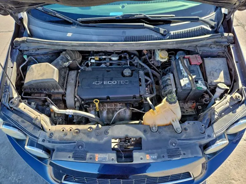 2015 CHEVROLET SONIC LT  