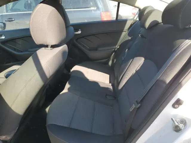 2018 KIA FORTE LX  
