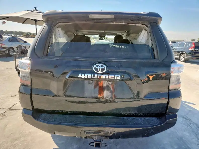 2018 TOYOTA 4RUNNER SR5  