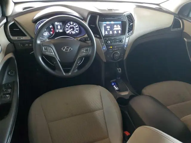 2018 HYUNDAI SANTA FE SE  
