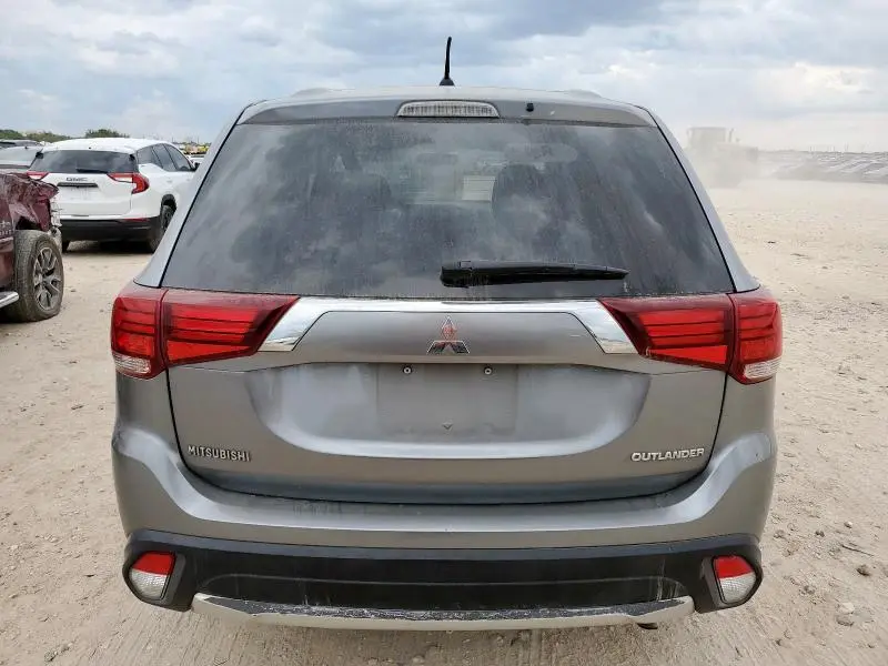 2016 MITSUBISHI OUTLANDER ES  