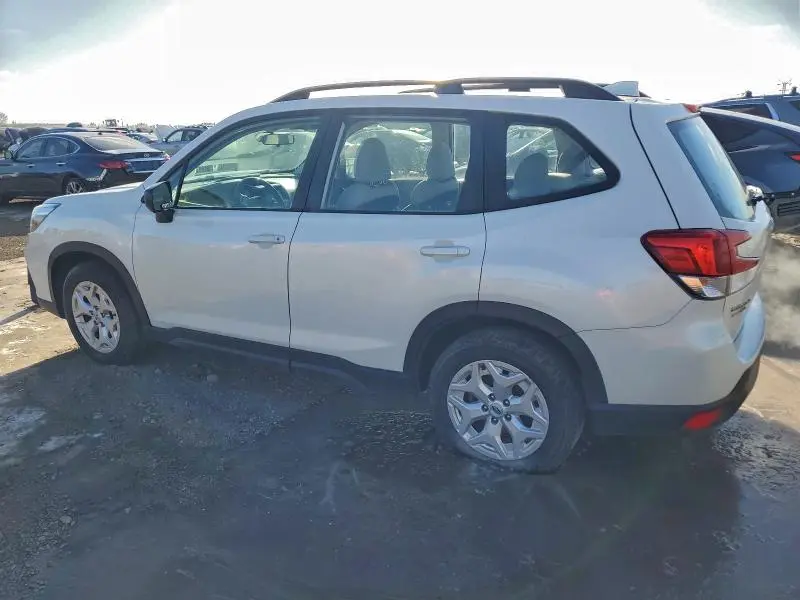 2021 SUBARU FORESTER   