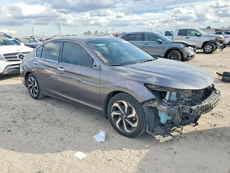 2017 HONDA ACCORD EX  