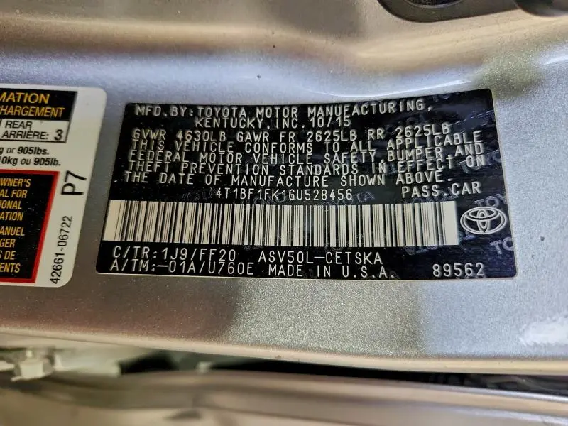 2016 TOYOTA CAMRY LE  