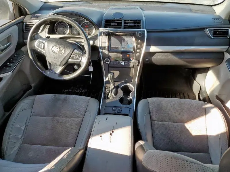 2015 TOYOTA CAMRY LE  