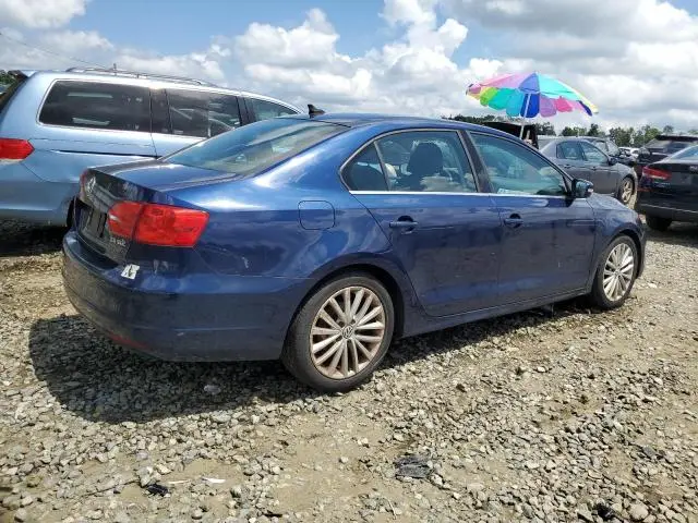 2011 VOLKSWAGEN JETTA SEL  