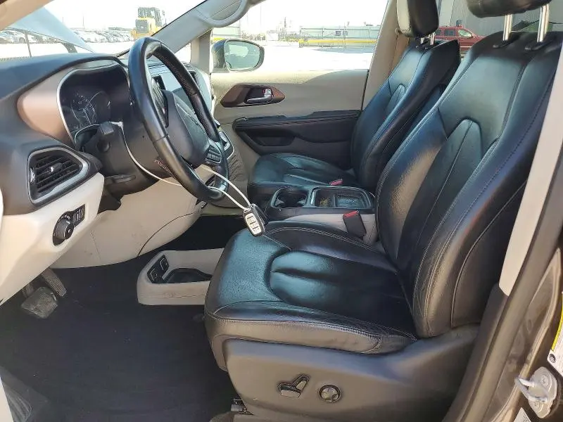 2017 CHRYSLER PACIFICA TOURING L  