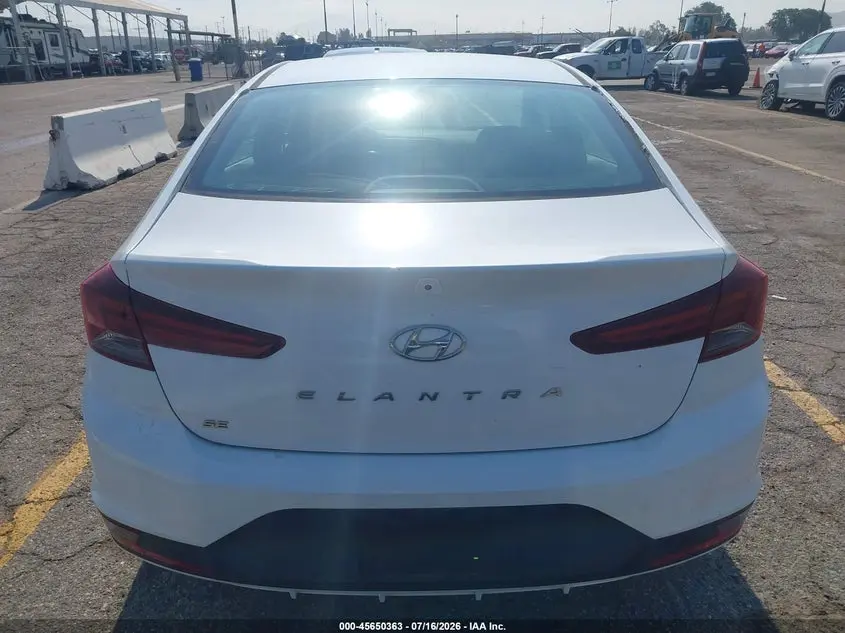 2019 HYUNDAI ELANTRA SE