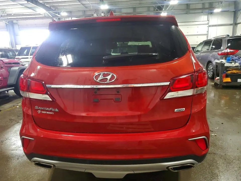 2018 HYUNDAI SANTA FE SE  