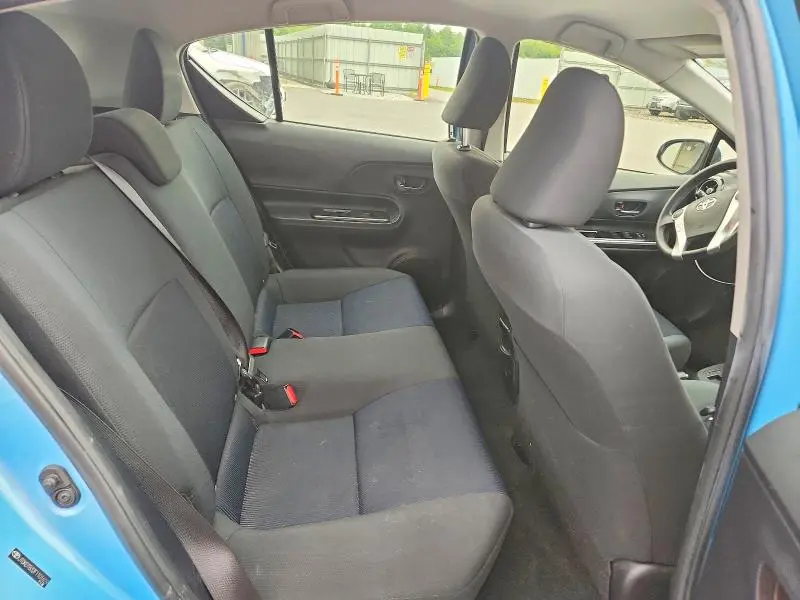2015 TOYOTA PRIUS C TWO  