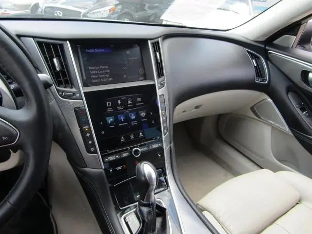 2017 INFINITI Q50 PREMIUM  