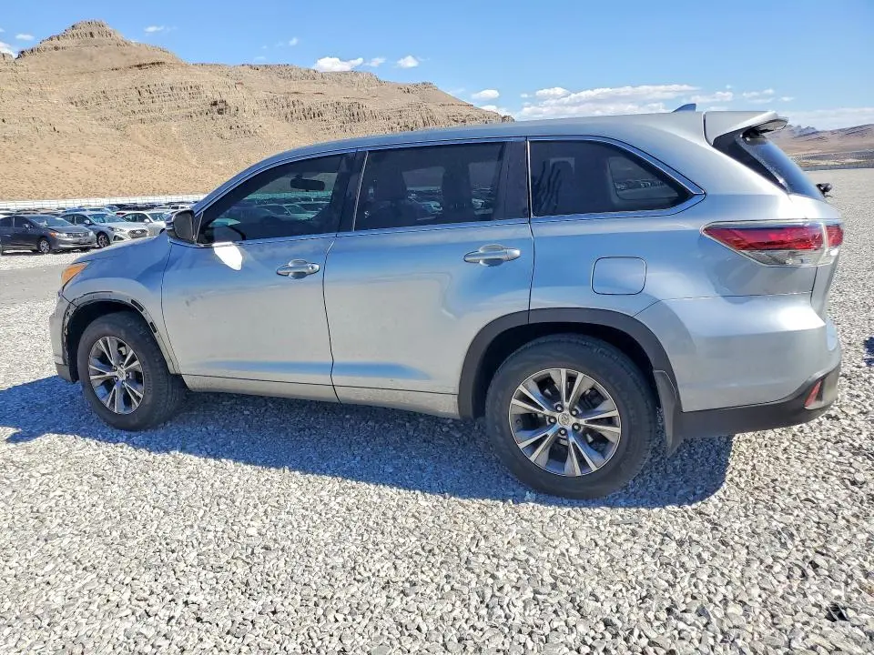2015 TOYOTA HIGHLANDER LE PLUS  