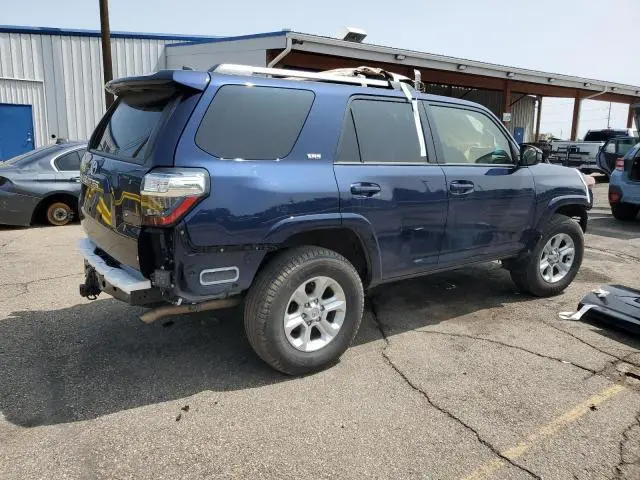 2023 TOYOTA 4RUNNER SE  