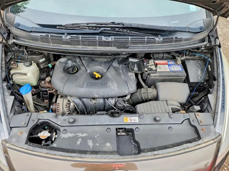 2014 KIA RONDO   