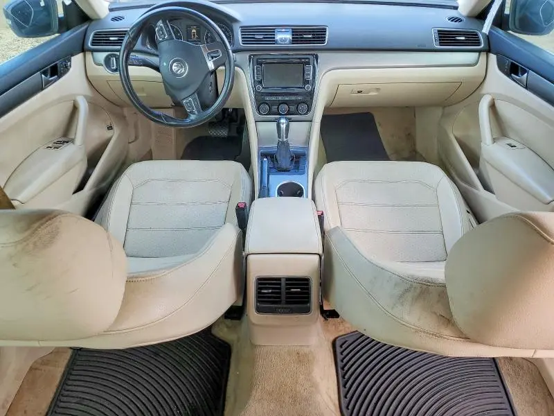 2014 VOLKSWAGEN PASSAT SE  